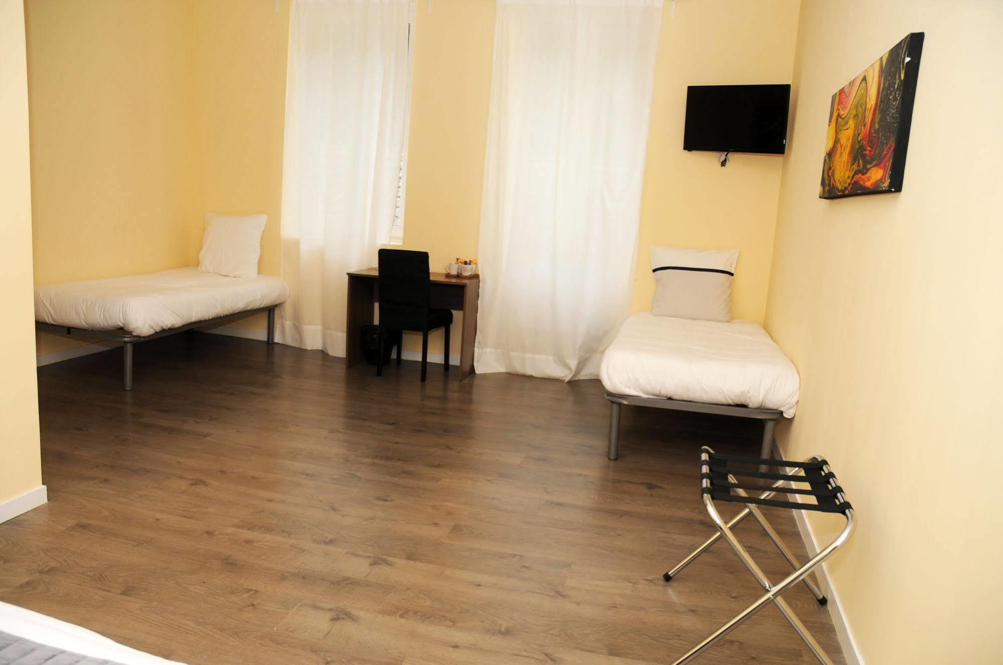 Hotel Морес Экстерьер фото